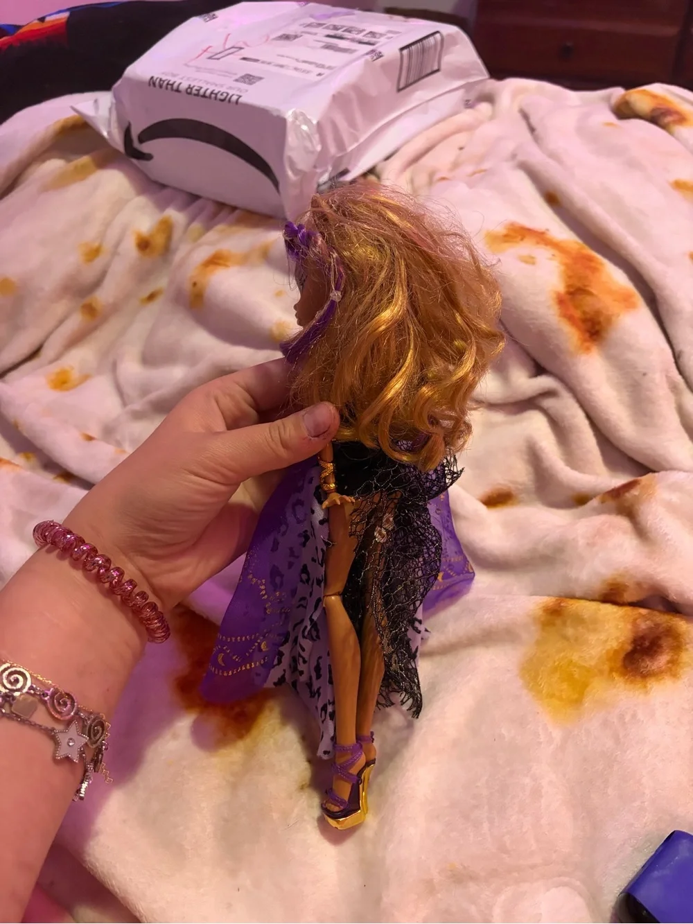 monster high Purple and Gold Fashion Doll